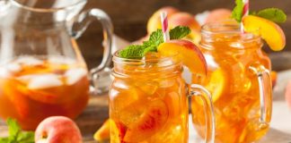 Sau sinh mẹ uống được uống trà đào không? Những điều mẹ cần biết