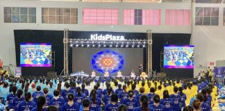 500 Mẹ bầu lần đầu tiên đồng diễn Yoga tại Festival Mẹ bầu và Em bé 2023 Hồ Chí Minh