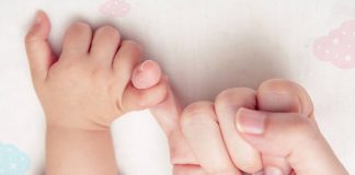 Kem dưỡng ẩm Johnson Baby có tác dụng gì? Chi tiết từng loại?