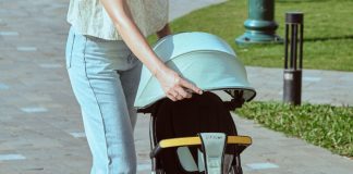 Top 5 xe đẩy hai chiều gấp gọn giá bình dân tốt nhất hiện nay top-5-xe-day-2-chieu-gap-gon