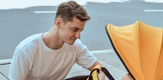 Xe đẩy Zaracos 2 chiều gấp gọn dùng cho bé mấy tháng tuổi? xe-day-Zaracos-2-chieu-gap-gon-0