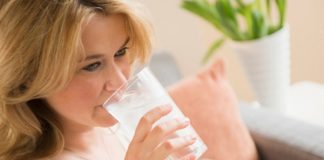 Top 6 cốm lợi sữa cho mẹ sau sinh được khuyên dùng