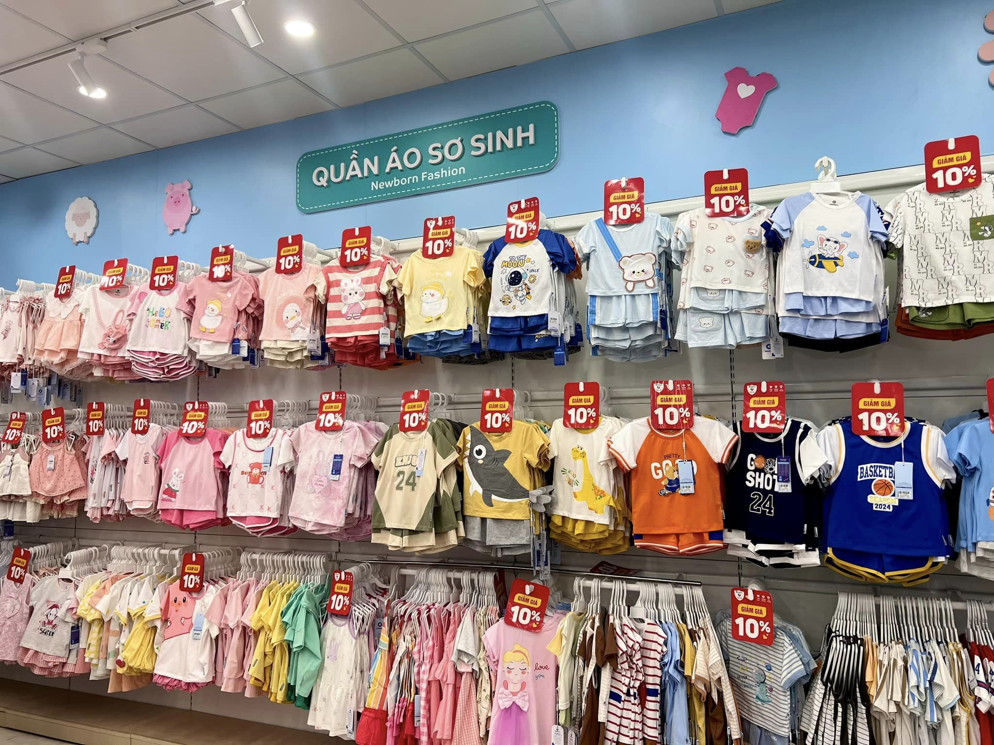Khám phá list quần áo sơ sinh bé trai mới tại KidsPlaza