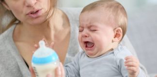 Trẻ bỏ bú bình: Nguyên nhân và giải pháp hiệu quả tre-bo-bu-binh