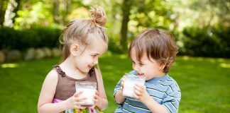 Top 6 sữa tăng cân cho bé 4 tuổi hiệu quả