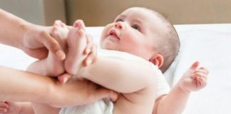 Nhận biết màu phân của trẻ có ý nghĩa như thế nào?