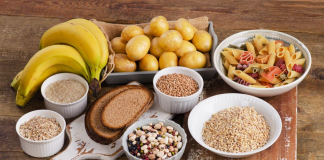 Trẻ bị tiêu chảy nhiễm khuẩn ruột nên ăn gì? 5 nhóm thực phẩm tốt cho bé