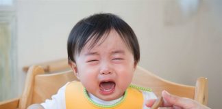 Trẻ suy dinh dưỡng thấp còi nguyên nhân do đâu? Giải pháp là gì?