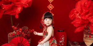 Cách chăm sóc em bé đúng chuẩn trong những ngày Tết bận rộn