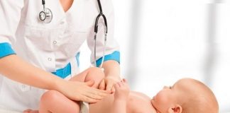 Những sai lầm khi chăm bé khiến trẻ bị đầy bụng khó tiêu