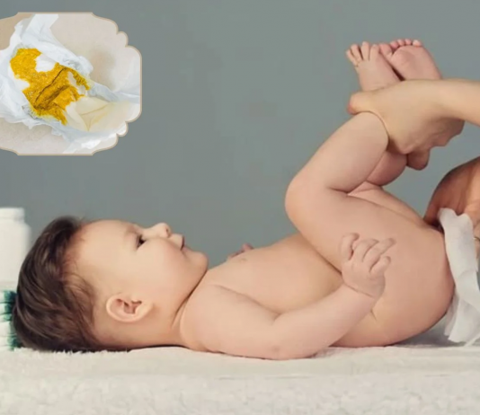 Tìm hiểu nguyên nhân trẻ sơ sinh đi ngoài có hạt vàng? Giải pháp là gì?