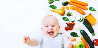 Mẹ bỉm cần lưu ý gì khi cho bé ăn dặm sau Tết?