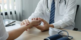 Lý giải tại sao bắt mạch lại biết có bầu cực chi tiết