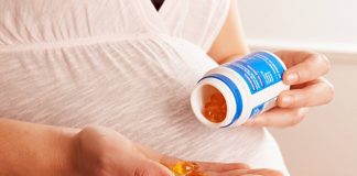 Nên bổ sung DHA cho bà bầu vào thời gian nào trong ngày?