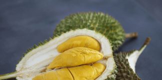 Giải đáp từ chuyên gia: Mẹ sau sinh ăn sầu riêng được không? me-sau-sinh-an-sau-rieng-duoc-khong-2