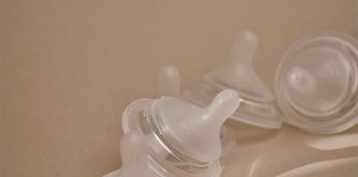 Núm Moyuum Natural-Fit Stage 3 dành cho bé mấy tháng?