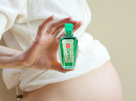 Đau đầu khi mang thai có được bôi dầu gió không? dau-dau-khi-mang-thai-co-duoc-boi-dau-gio-khong-1