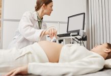 Cổ tử cung ngắn có dài ra được không? Sự thật & khả năng can thiệp