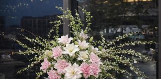 Cắm hoa tuyết mai với hoa gì đẹp ngày Tết? Gợi ý phối tuyết mai với hoa ly sang và hài hòa