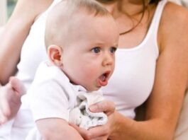 Bé ho có đờm kéo dài nhiều tuần: 5 lỗi chăm sóc khiến bệnh viêm phế quản dai dẳng be-ho-co-dom-keo-dai-nhieu-tuan-1