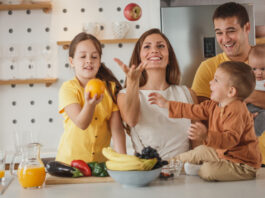 Buổi Sáng Bình Yên Cùng Con: Cách Xây Dựng Nếp Sinh Hoạt Giúp Cả Nhà Bớt Vội Vã