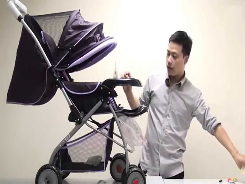 Chia sẻ kinh nghiệm giúp xe đẩy cho bé bền, mới, đẹp mãi theo thời gian bi-quyet-giup-chiec-xe-day-cho-be-cua-ban-luon-ben-moi-dep-theo-thoi-gian