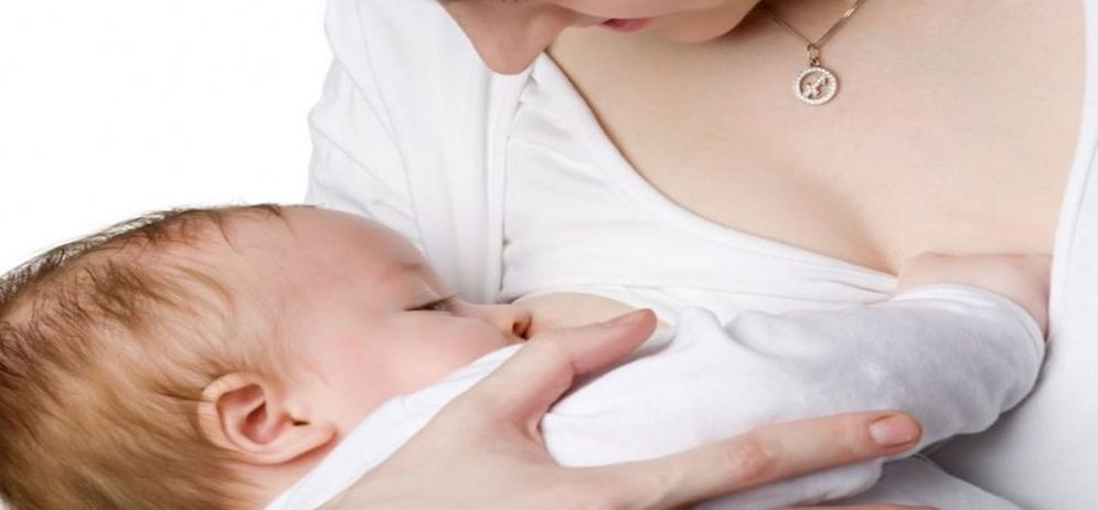 Bí quyết massage ngực giúp mẹ có nhiều sữa cho bé